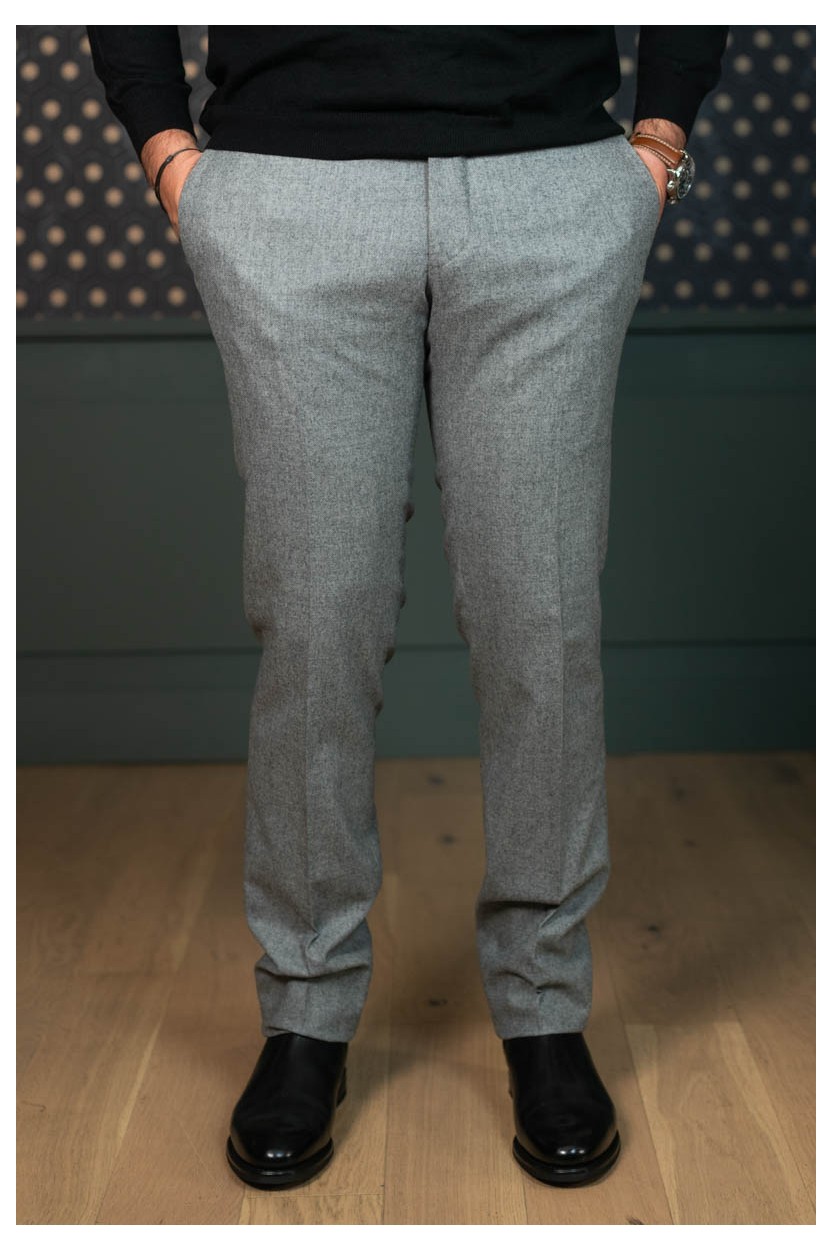 Pantalon en flanelle gris clair