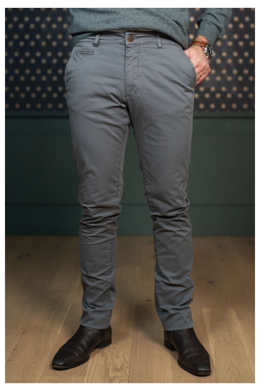 Pantalon Chino Gris